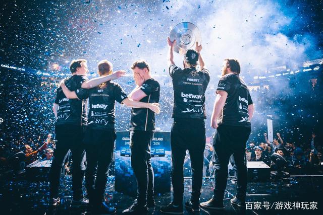 体育亚冠：山东泰山2-0客胜仁川联合 暂居小组第一