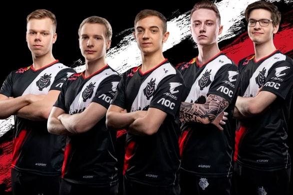 泳接力中 泳接力中